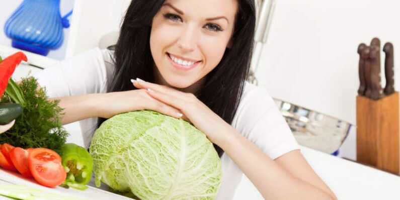 Vegetables play an important role in losing weight at home